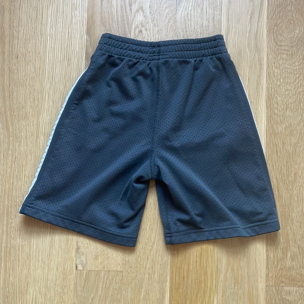 LANDS END OshKosh Short Bundle Blue Grey boy size 5 - Picture 6 of 7